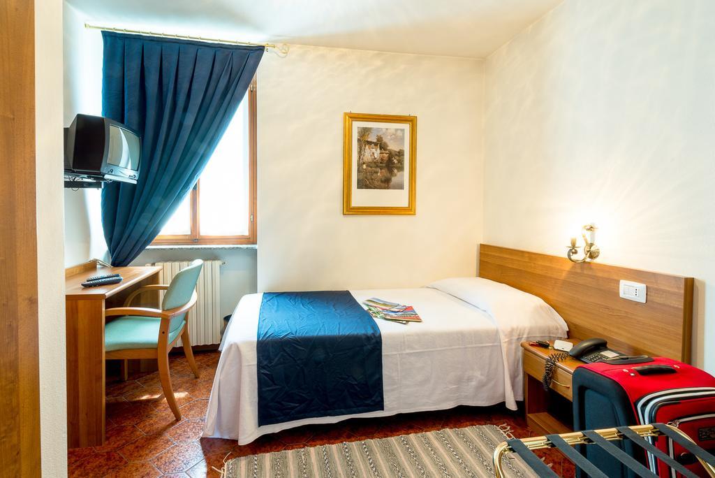Albergo Altavilla Tirano Zimmer foto